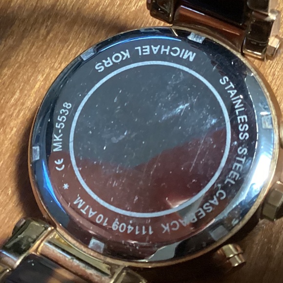 Michael Kors Rose Gold-tone/Tortoise Women’s Watch MK-5538 - Picture 14 of 16